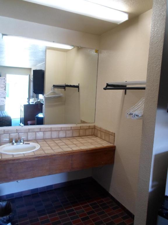 Budget Inn מורגן היל חדר תמונה