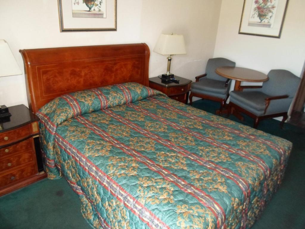 Budget Inn מורגן היל חדר תמונה